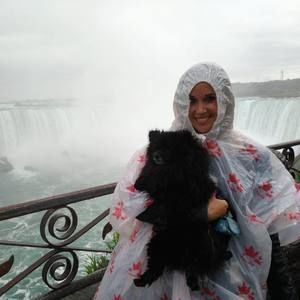 Meet your Posher, Fabiola